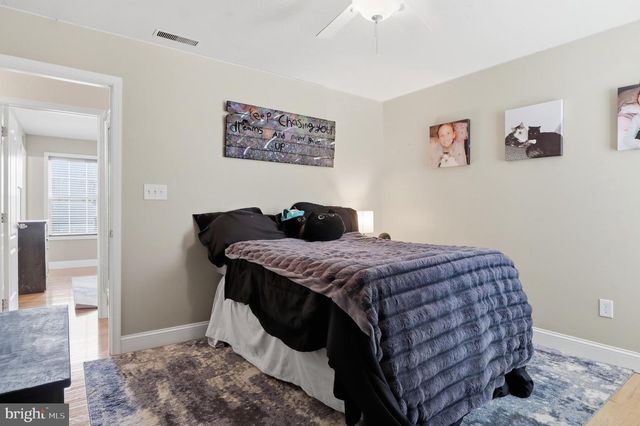 6083 JENNIFER LN, Spring Grove, PA 17362