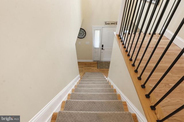 6083 JENNIFER LN, Spring Grove, PA 17362