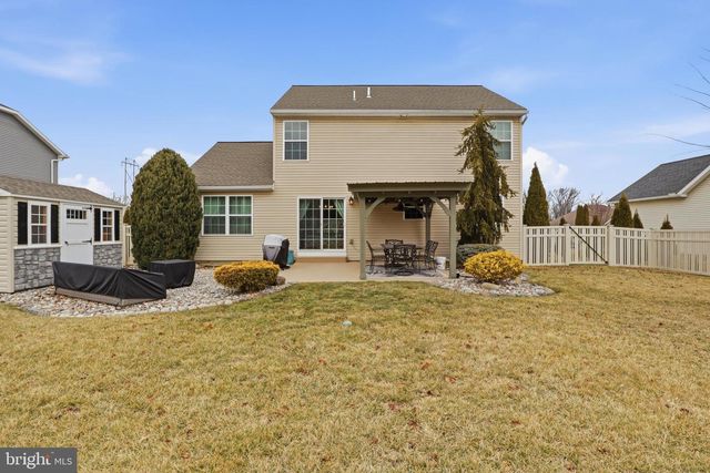 6083 JENNIFER LN, Spring Grove, PA 17362