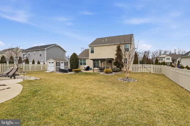 6083 JENNIFER LN, Spring Grove, PA 17362