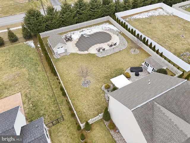 6083 JENNIFER LN, Spring Grove, PA 17362