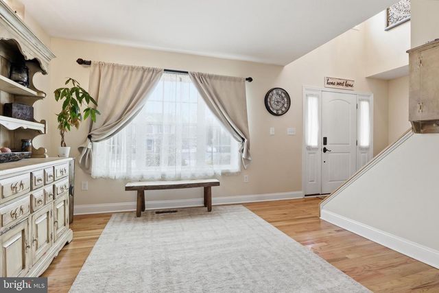 6083 JENNIFER LN, Spring Grove, PA 17362