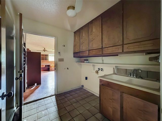629 ORANGE VALLEY CIRCLE, Lakeland, FL 33813