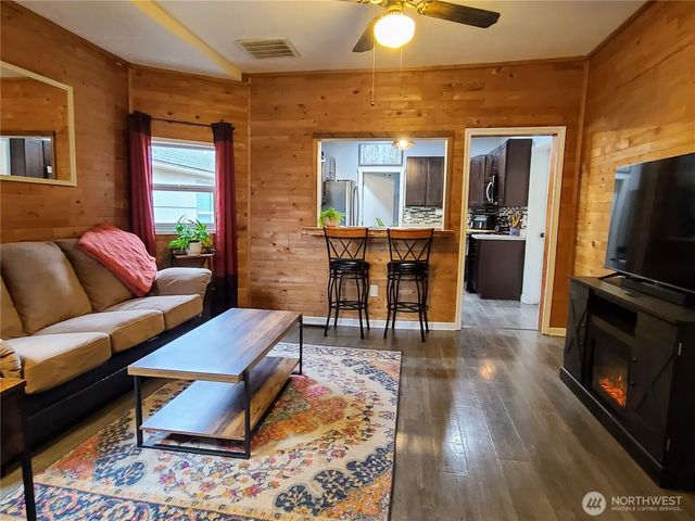 5834 S Montgomery Street, Tacoma, WA 98409