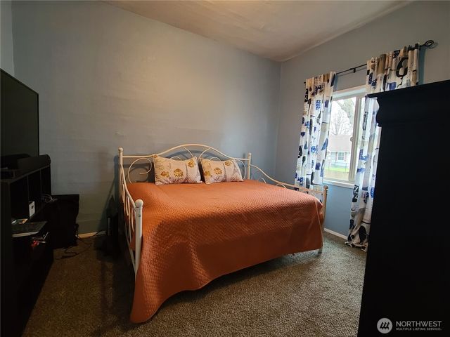 5834 S Montgomery Street, Tacoma, WA 98409