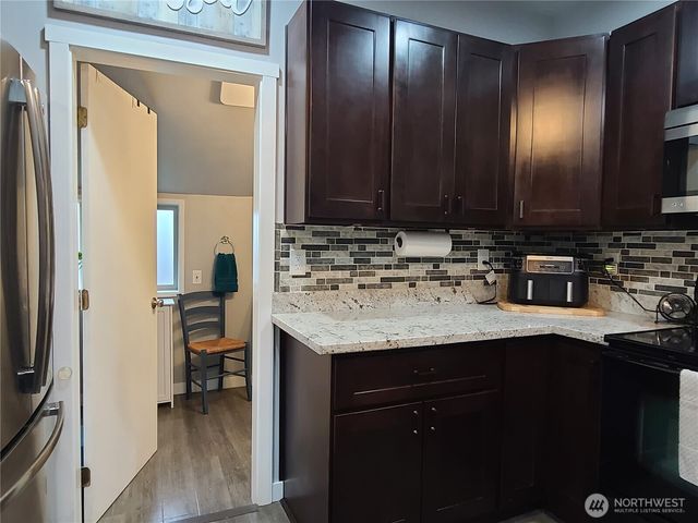 5834 S Montgomery Street, Tacoma, WA 98409