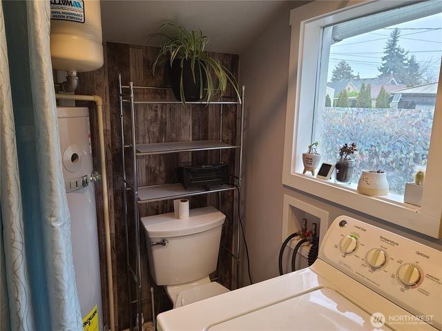 5834 S Montgomery Street, Tacoma, WA 98409