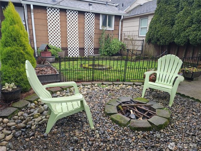 5834 S Montgomery Street, Tacoma, WA 98409