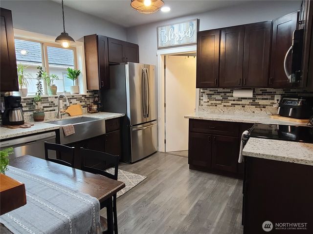 5834 S Montgomery Street, Tacoma, WA 98409