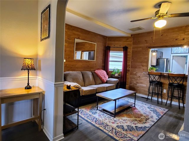 5834 S Montgomery Street, Tacoma, WA 98409