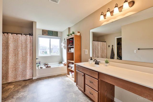 4187 Pheasant Ridge Court, Batavia, OH 45103
