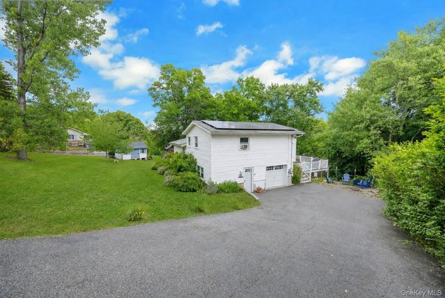 18 Valley Drive, Salisbury Mills, NY 12577