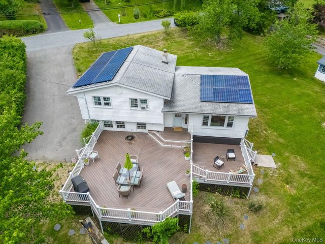 18 Valley Drive, Salisbury Mills, NY 12577