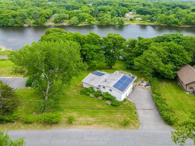 18 Valley Drive, Salisbury Mills, NY 12577