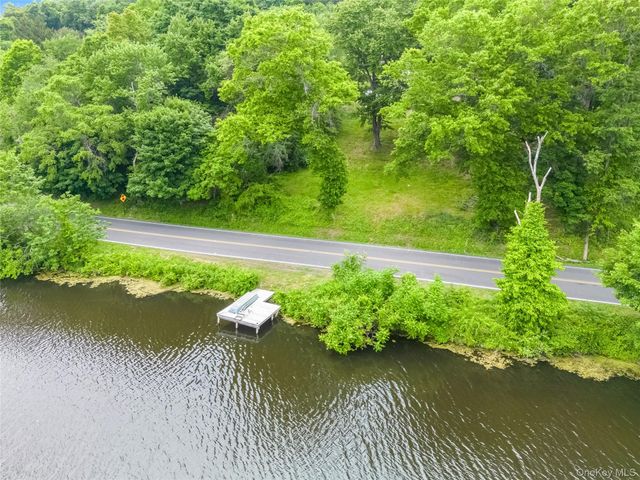 18 Valley Drive, Salisbury Mills, NY 12577