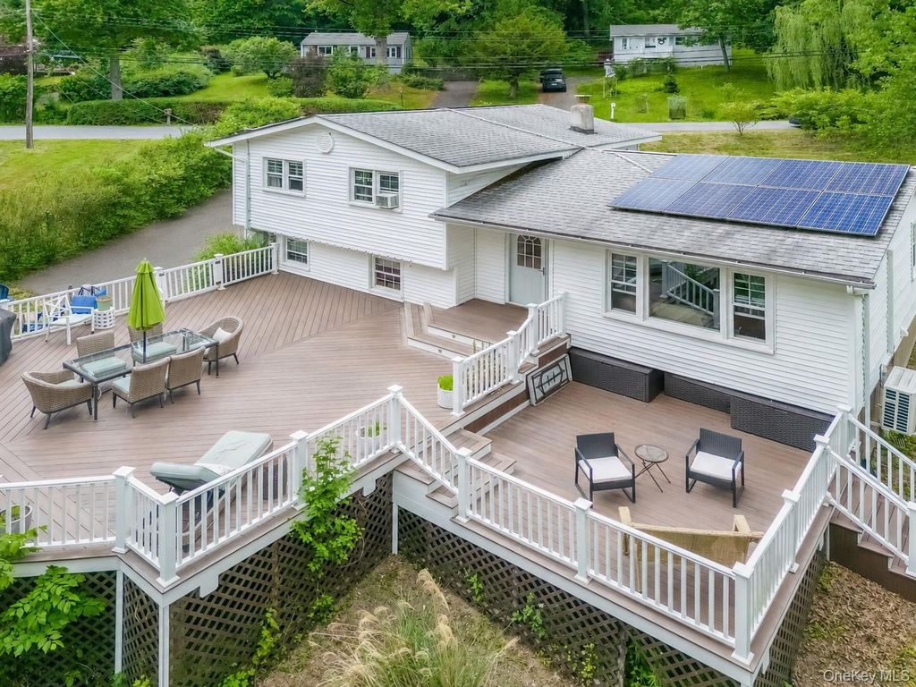 18 Valley Drive, Salisbury Mills, NY 12577