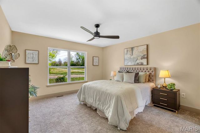 1141 Bell Mountain Drive, Farmington, MO 63640