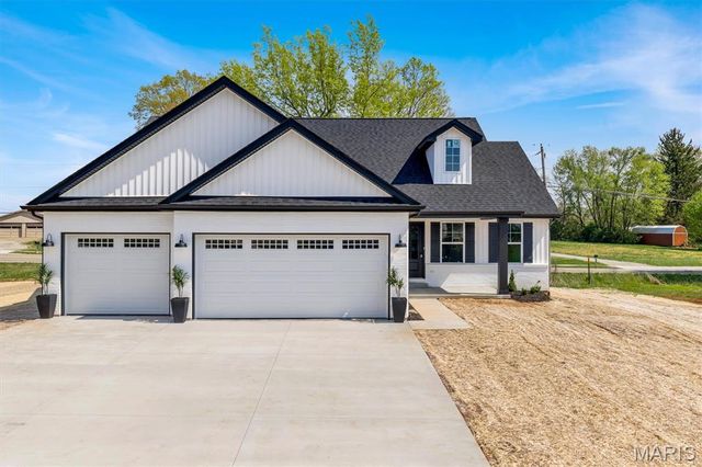1141 Bell Mountain Drive, Farmington, MO 63640