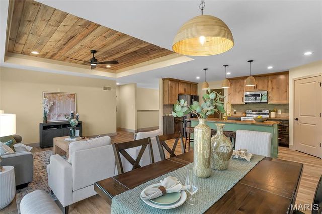1141 Bell Mountain Drive, Farmington, MO 63640
