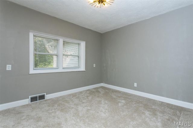 1903 N 17th Street, Belleville, IL 62226