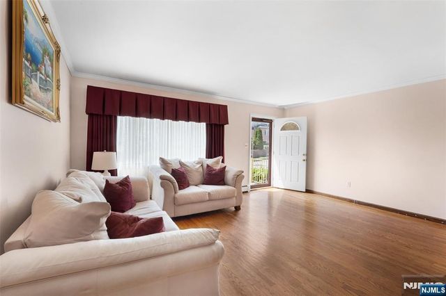 154 Milton Avenue, Nutley, NJ 07110