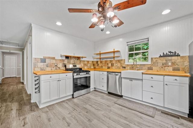 158 Bamby Lane, Ellijay, GA 30540