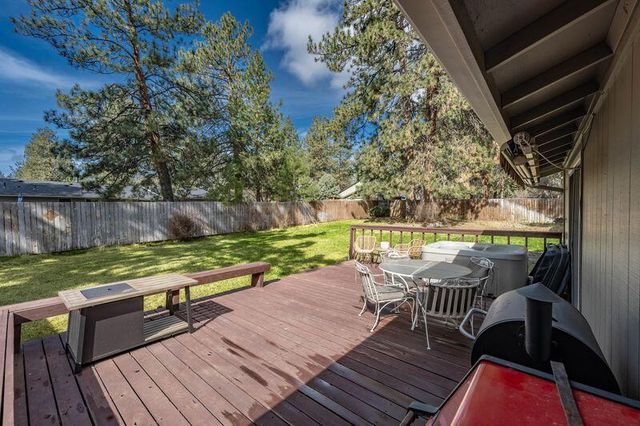 60847 Jasmine Place, Bend, OR 97702