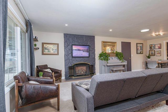 60847 Jasmine Place, Bend, OR 97702