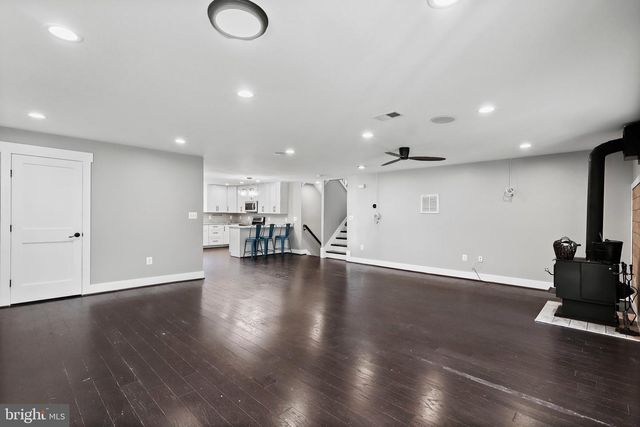 12010 FALLING CREEK DR, Manassas, VA 20112