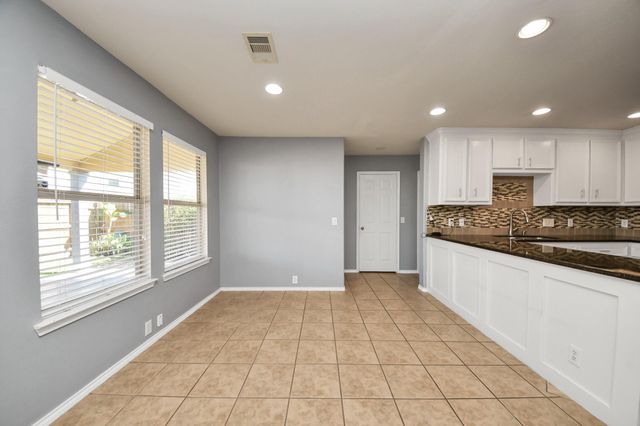 2038 Eddlewood Court, Houston, TX 77049