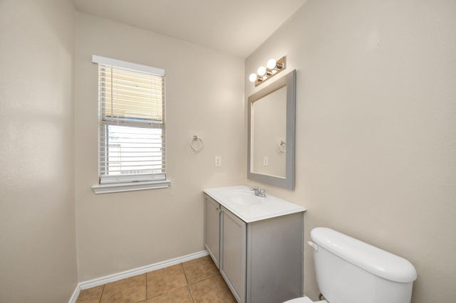 2038 Eddlewood Court, Houston, TX 77049