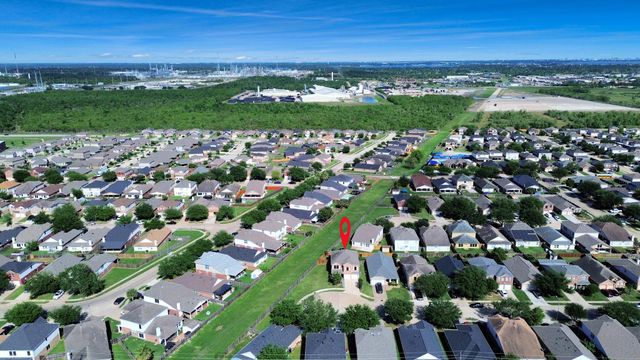 2038 Eddlewood Court, Houston, TX 77049