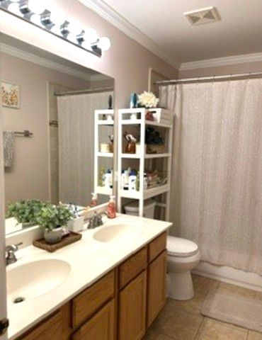 2058 LIMESTONE Lane, Carpentersville, IL 60110