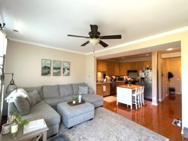 2058 LIMESTONE Lane, Carpentersville, IL 60110