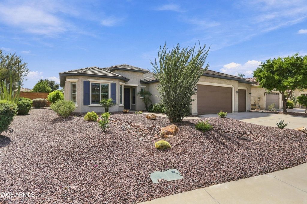 26417 W ESCUDA Drive, Buckeye, AZ 85396 — photo 4