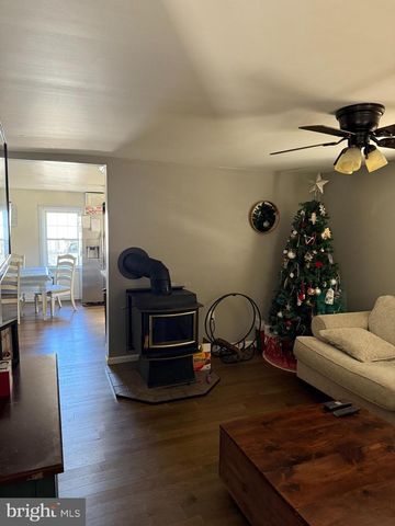 13100 PINE GROVE RD, Newburg, MD 20664