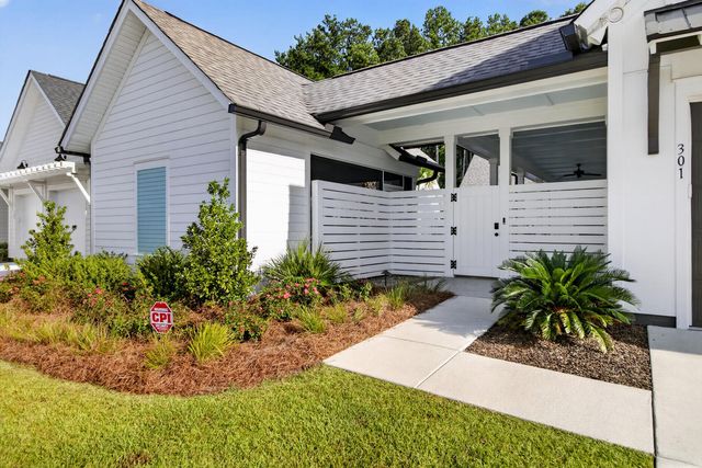 301 Calm Breeze Alley, Summerville, SC 29486