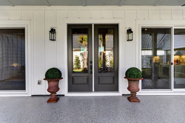 301 Calm Breeze Alley, Summerville, SC 29486