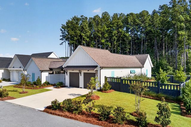 301 Calm Breeze Alley, Summerville, SC 29486