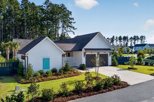 301 Calm Breeze Alley, Summerville, SC 29486