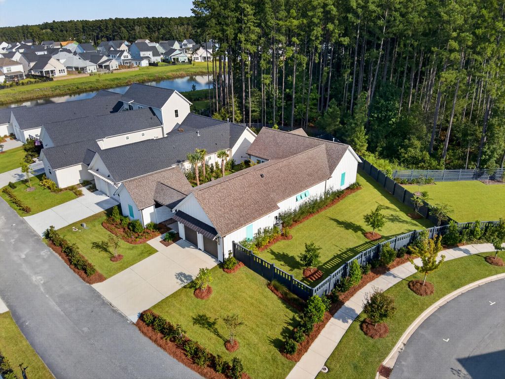301 Calm Breeze Alley, Summerville, SC 29486