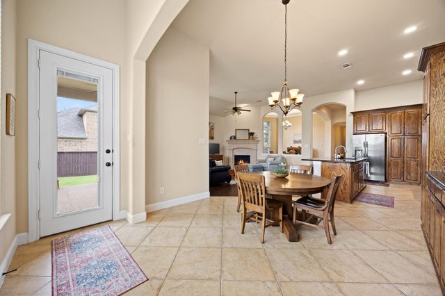 4303 Waterford Glen Drive, Mansfield, TX 76063