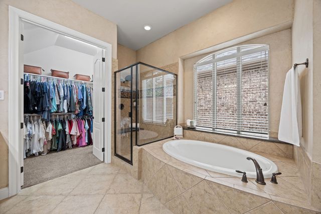 4303 Waterford Glen Drive, Mansfield, TX 76063