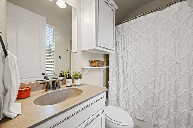 4303 Waterford Glen Drive, Mansfield, TX 76063