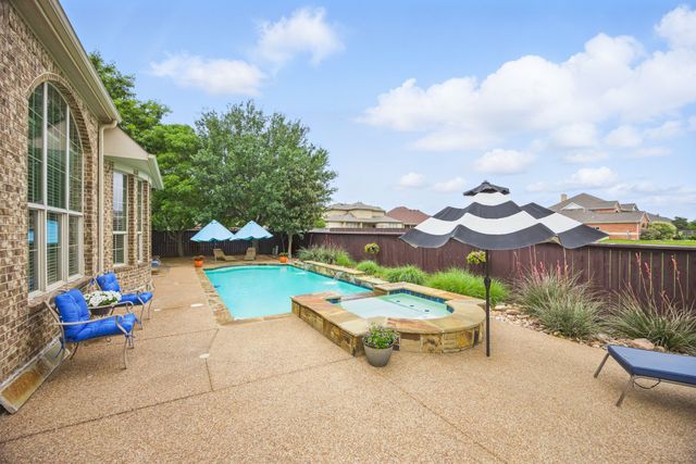 4303 Waterford Glen Drive, Mansfield, TX 76063
