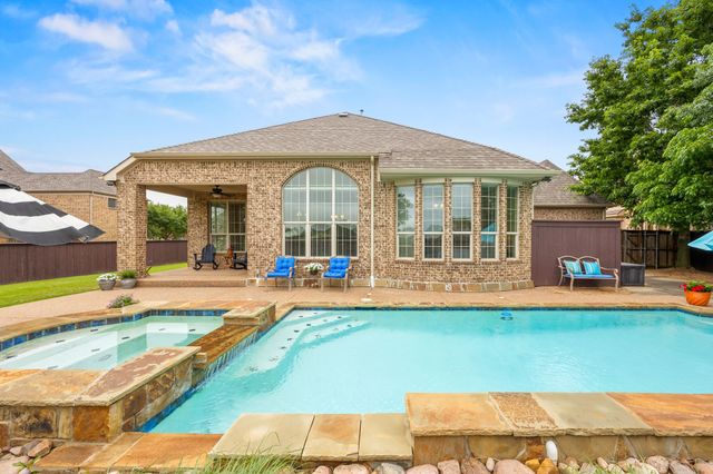 4303 Waterford Glen Drive, Mansfield, TX 76063