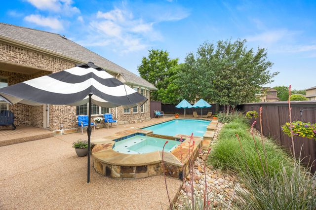 4303 Waterford Glen Drive, Mansfield, TX 76063