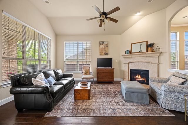 4303 Waterford Glen Drive, Mansfield, TX 76063