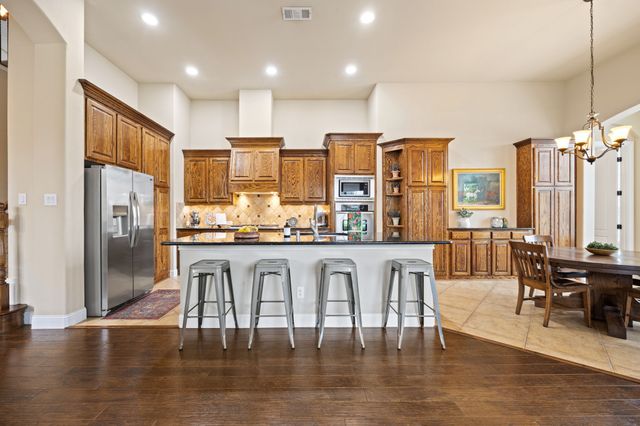 4303 Waterford Glen Drive, Mansfield, TX 76063