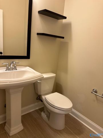 211 Blackoak Drive, Huntsville, AL 35811